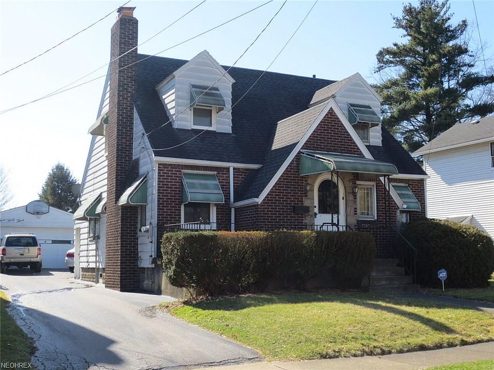 1st image of 2333 Donald Ave