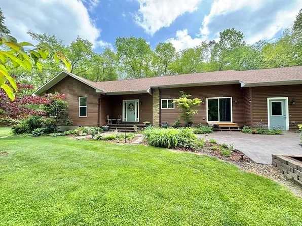 919 Goosepond Rd, Monterey, TN 38574