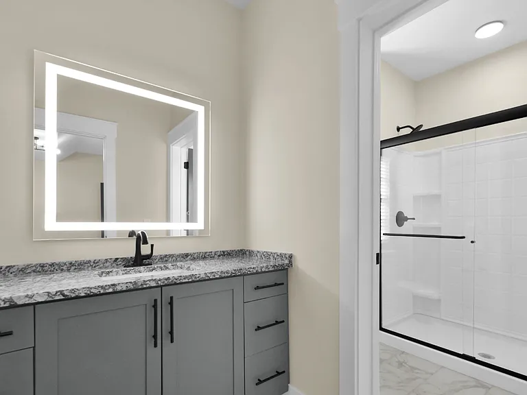 Beautiful luxury apartments available close to downtown! — Photo 47