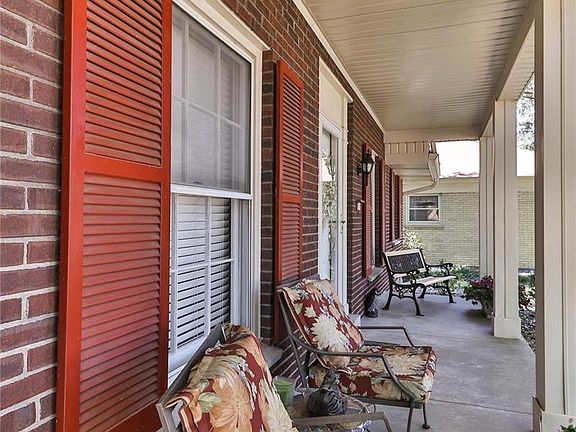 4th image of 3800 Coachella Dr