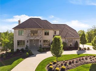 9811 Sumner Dr, Allison Park, PA 15101