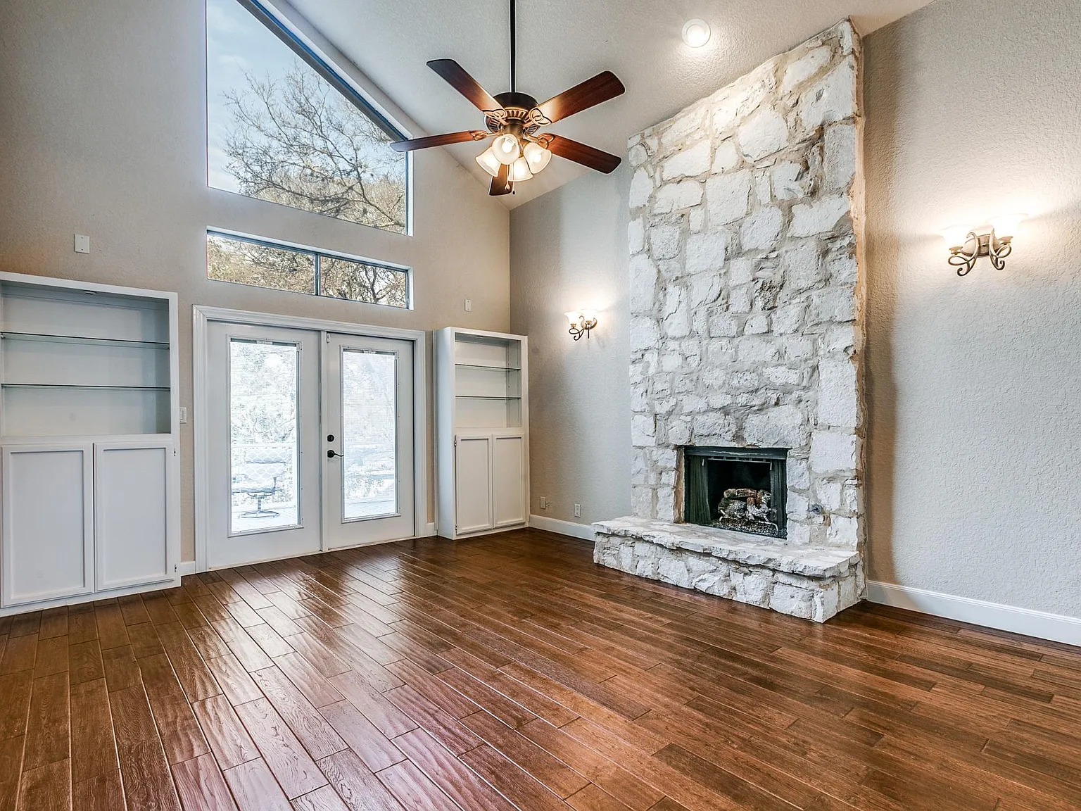 2 bed, 1649 sqft, $2,250 — Photo 4