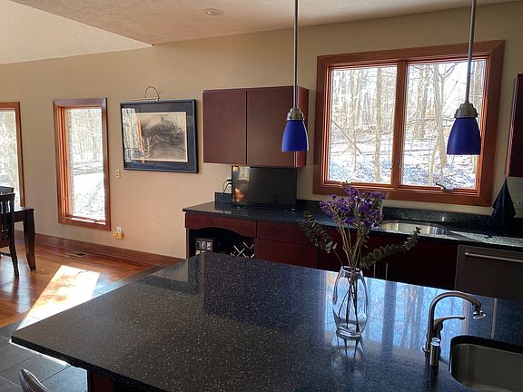 4th image of 5042 W De Ann Dr