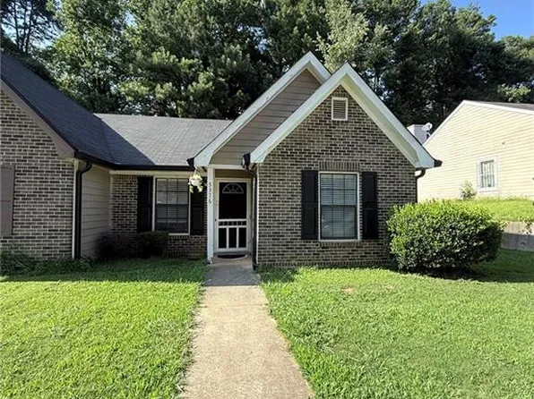 5376 Cherry Wood Dr, Stone Mountain, GA 30083