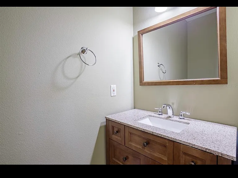 4493 Drayton Ln — Photo 6