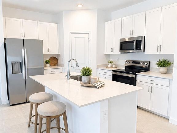 2nd image of 8206 SAINT KITTS CIRCLE