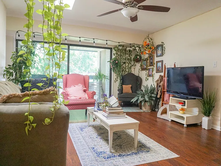 7615 Lee Hwy #301 — Photo 11