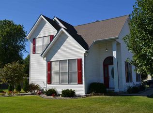 203 Deer Park Ct, Seymour, IN 47274