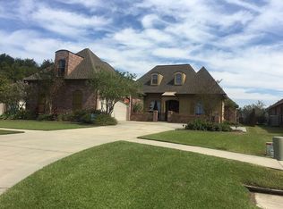 34244 Fountain View Dr, Walker, LA 70785