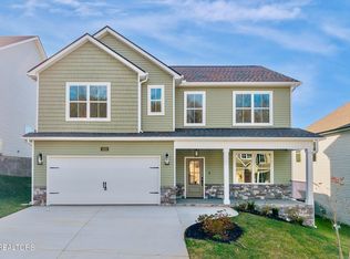 1213 Madison Oaks Rd, Knoxville, TN 37924