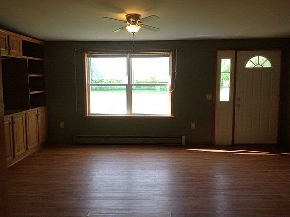 5th image of 47 Latour Ave