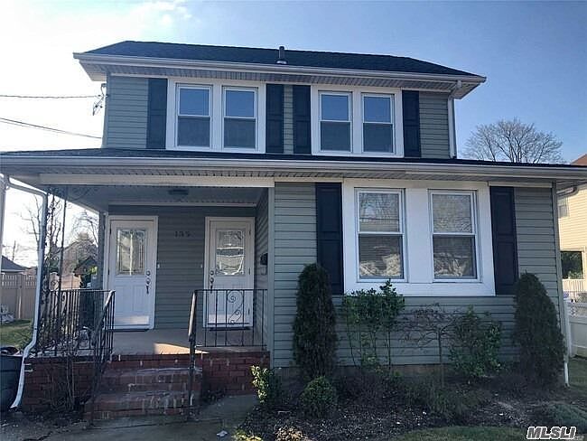 1st image of 135 Roosevelt St