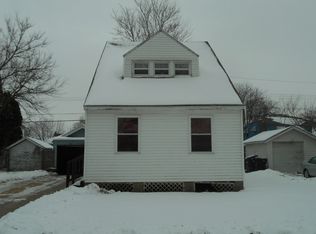 1757 Spruce St, Beloit, WI 53511