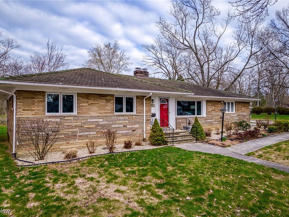 1st image of 2411 Newbury Dr