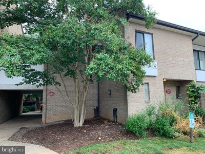 124 Monroe St #10, Rockville, MD, 20850