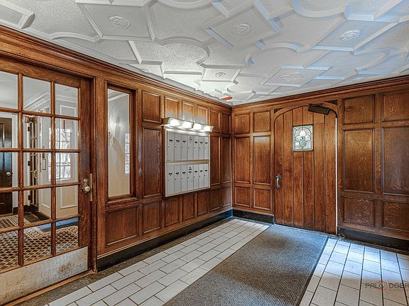 5th image of 6334 N Sheridan Rd #3E