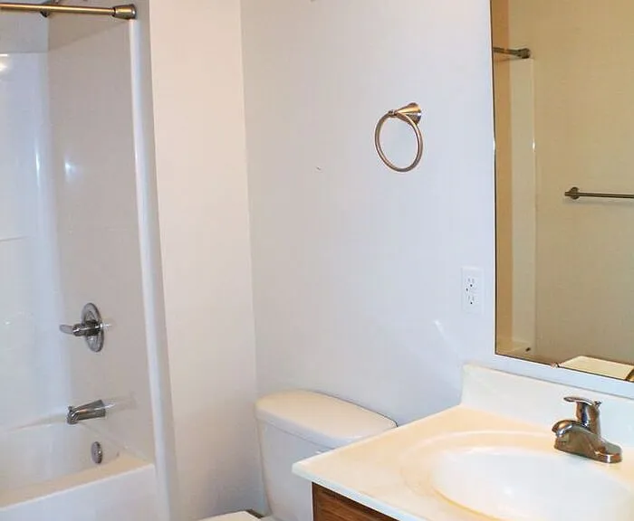510 Pond View Dr #301 — Photo 22