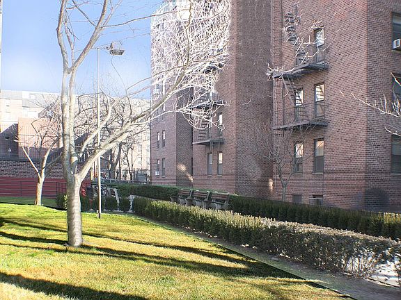 4th image of 2285 Bragg St APT 5A