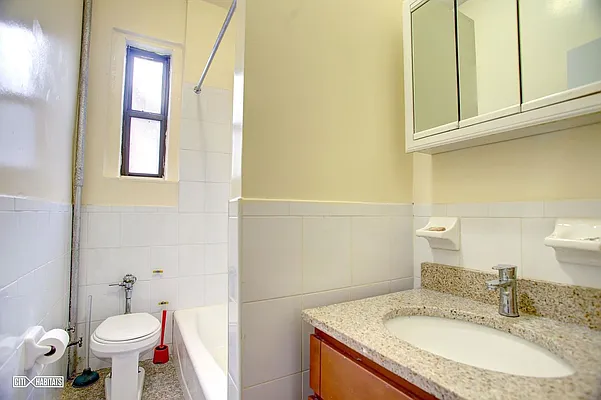 Rented by Citi Habitats | media 17