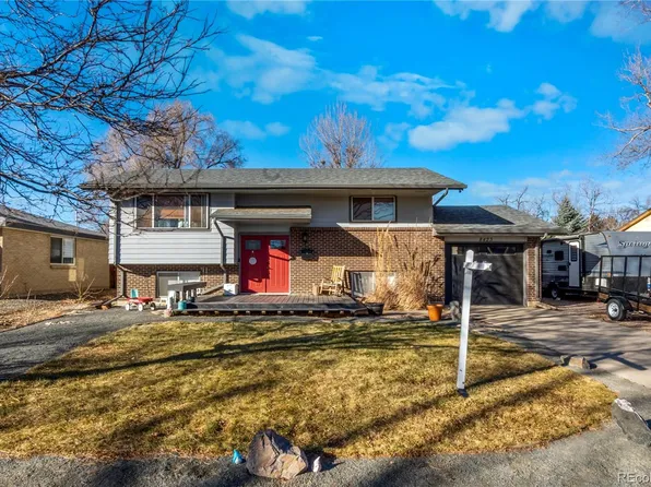 8423 Chase Street, Arvada, CO 80003