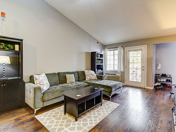 5th image of 1029 Silverstone Dr #1029