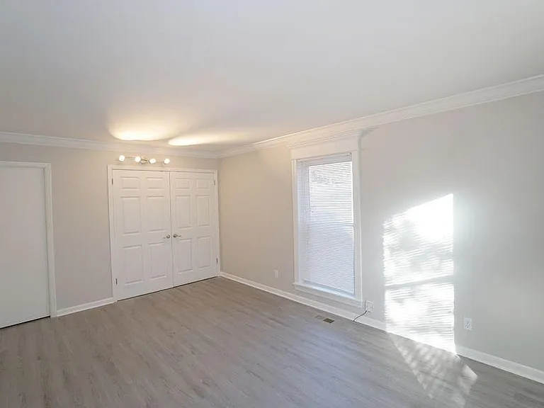 3801 Hill Rd #3 — Photo 4