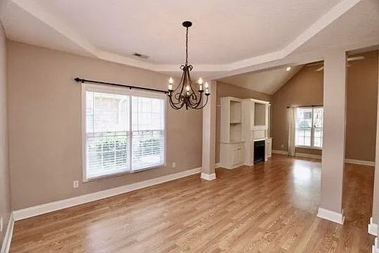 3192 Mayflower Ln — Photo 21