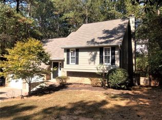 625 Ridgemont Dr, Roswell, GA 30076