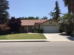 9105 Pine Ridge Way, Bakersfield, CA 93312