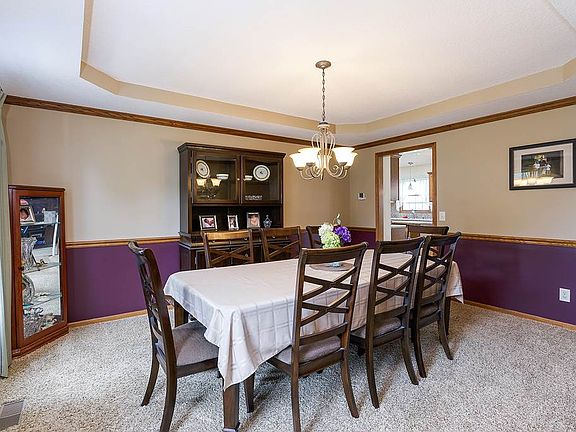 4th image of 2555 Lindenwood Dr