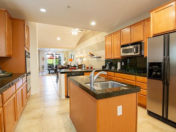 5th image of 222 Canyon Cir N
