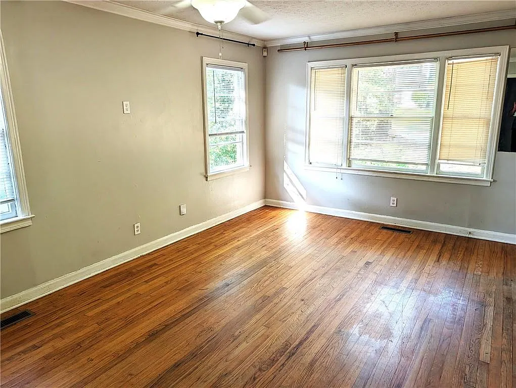 2 bed, 1.0 bath, 960 sqft, $1,400 — Photo 4