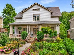 2159 Parkview Ln NW, Atlanta, GA 30318