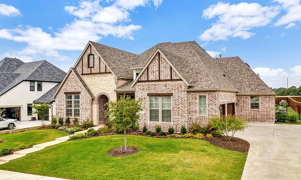 1st image of 831 Hawk Wood Ln