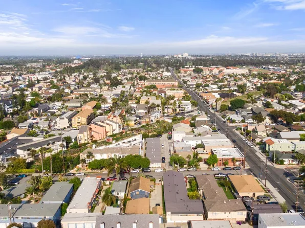 1024 Loma Avenue