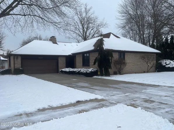 6657 Oak Brook Dr, Whitehouse, OH 43571