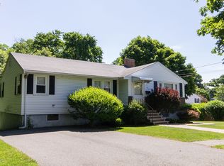 21 Lynch St, Peabody, MA 01960
