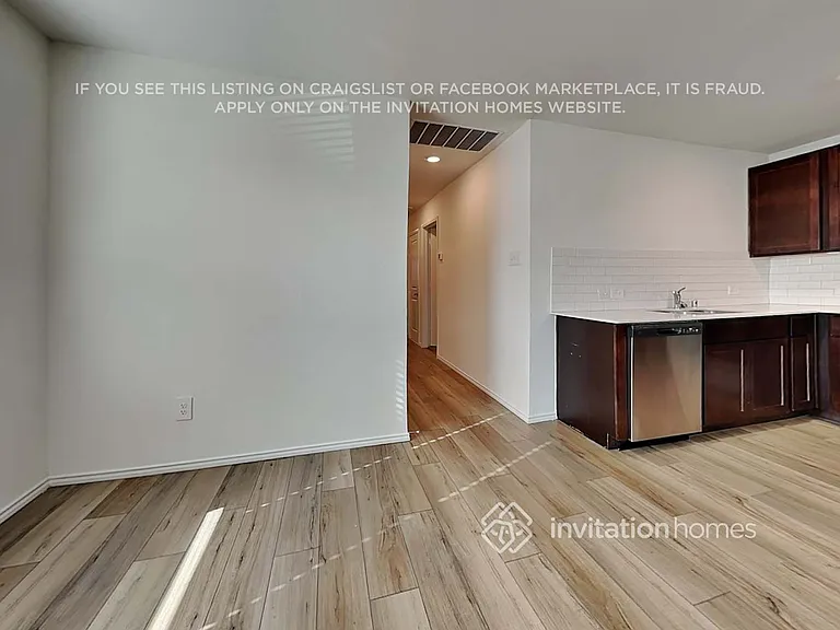 3220 Crestone Dr — Photo 5