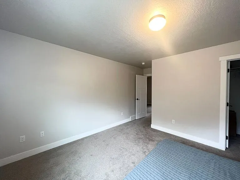 11391 S Mapleside Ln — Photo 3