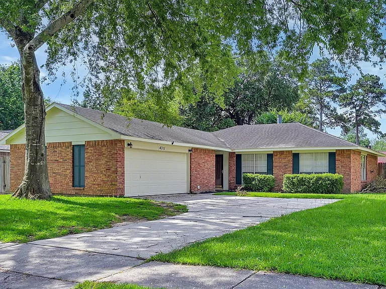 4311 Owens Creek Ln — Photo 2