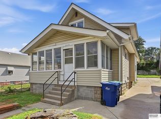 2215 S 13th St, Omaha, NE 68108