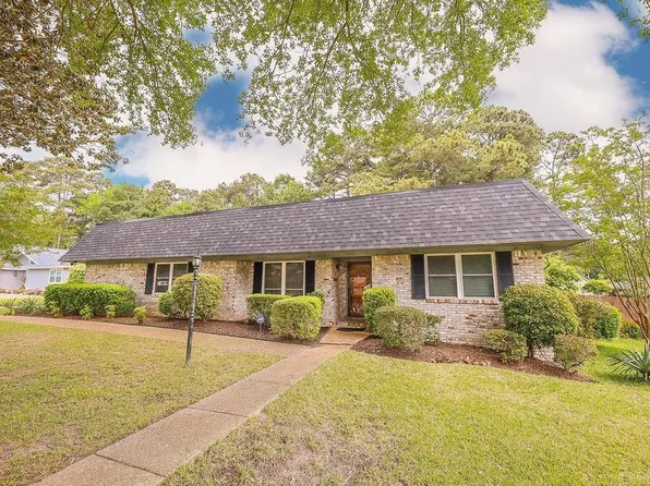 2104 Rosewood Dr, El Dorado, AR 71730
