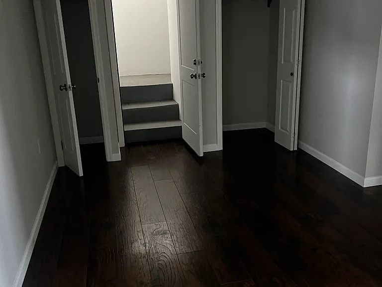 204 Baltimore Ave — Photo 9