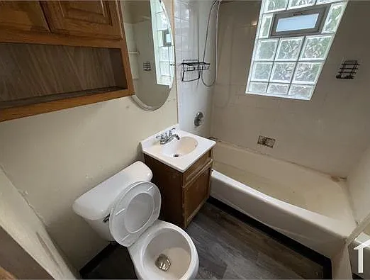 2 bed, 626 sqft, $1,200 — Photo 2