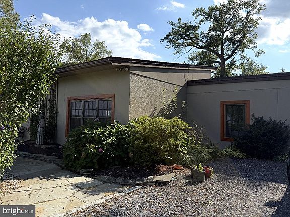 2nd image of 3413 Mount Zion Rd