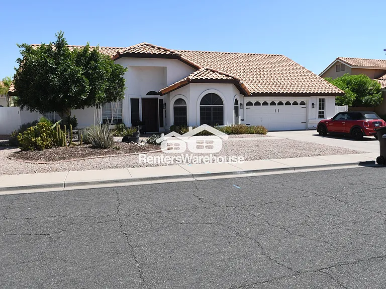 2939 E Minton St — Photo 1