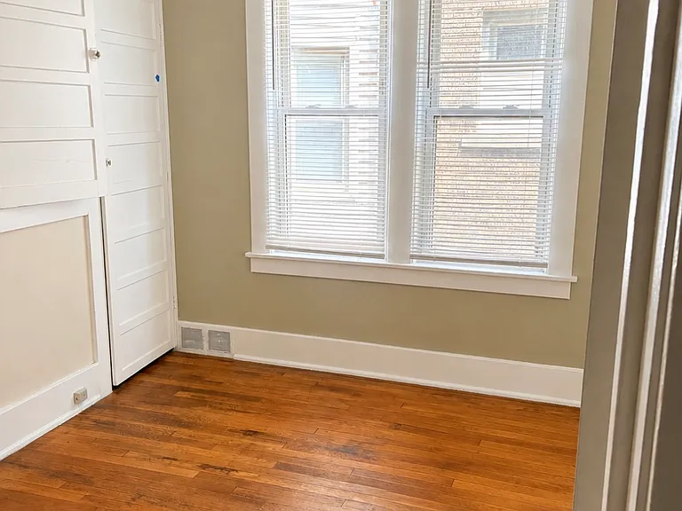 1934 Seward Ave #2E — Photo 11