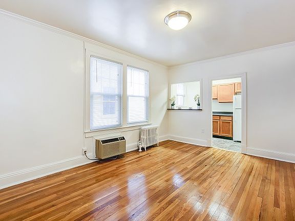 4th image of 3213 Wisconsin Ave NW #0B