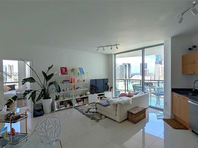 350 S Miami Ave #2813 — Photo 15