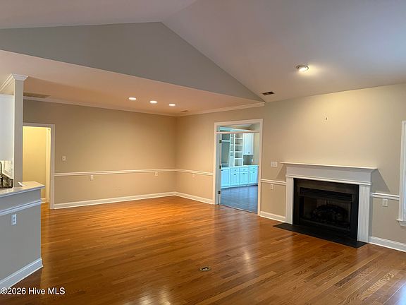 3rd image of 309 Village Green Dr